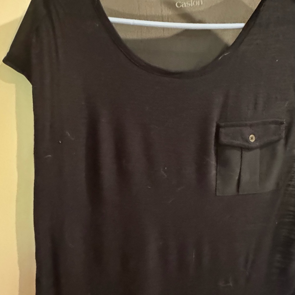 Caslon Black Pocket Bust Short Sleeve T-Shirt M